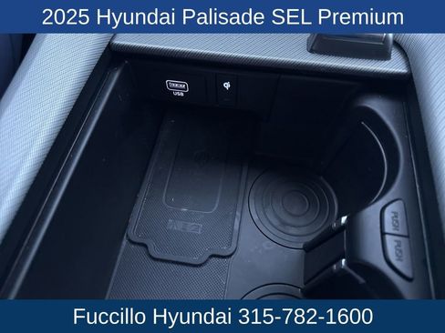 Used 2025 Hyundai Palisade SEL AWD/4WD image 22