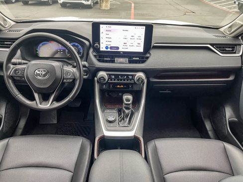 Used 2023 Toyota RAV4 Limited image 11