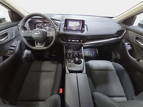 New 2026 Nissan Rogue SV w/ Cold Weather Package FWD image 9