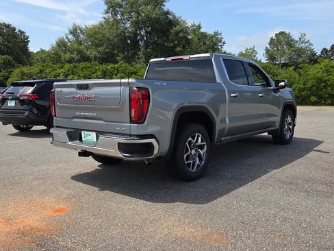 Certified 2026 GMC Sierra 1500 SLT AWD/4WD image 10