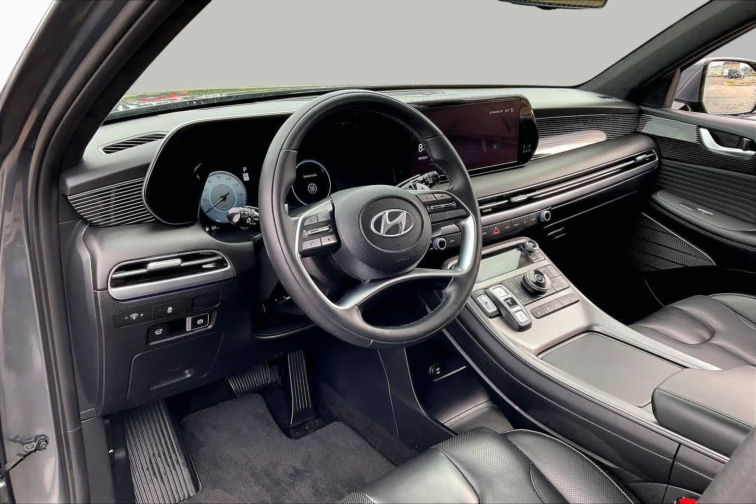 Used 2024 Hyundai Palisade Calligraphy FWD image 17