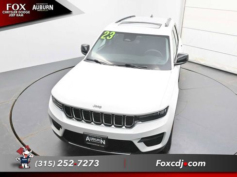 Used 2023 Jeep Grand Cherokee Laredo w/ Luxury Tech Group I image 29