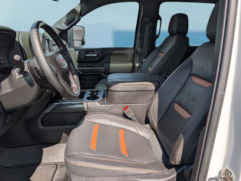 Used 2023 GMC Sierra 2500 AT4 w/ AT4 Preferred Package image 17