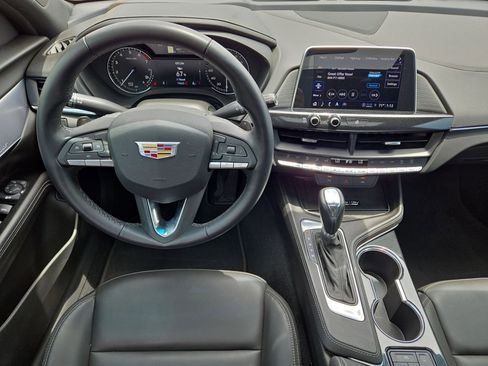 Certified 2025 Cadillac CT4 Luxury RWD image 14