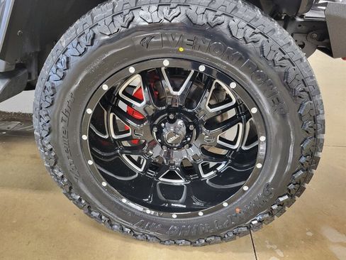 Used 2021 Jeep Wrangler Unlimited Sahara AWD/4WD image 17