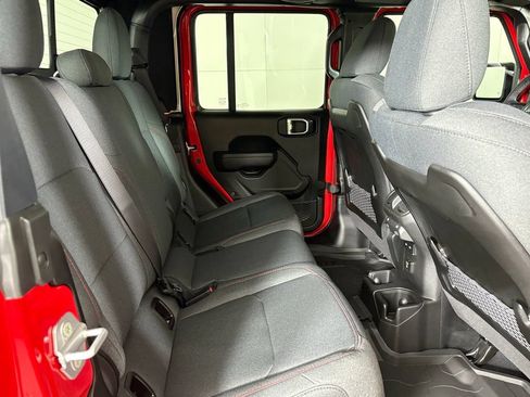 New 2026 Jeep Gladiator Rubicon AWD/4WD image 16