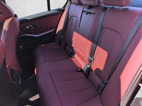 Used 2025 BMW 330i 330i w/ Premium Package image 20