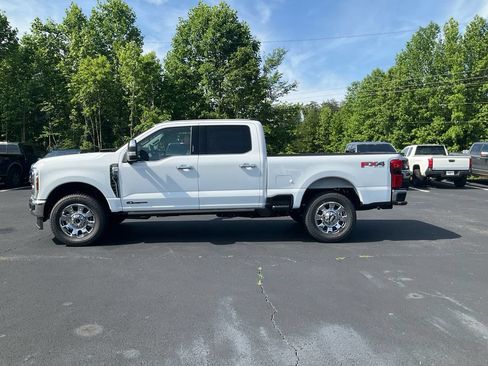 New 2026 Ford F250 Lariat w/ Chrome Package AWD/4WD image 8