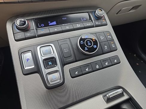Certified 2021 Hyundai Palisade Limited AWD/4WD image 48