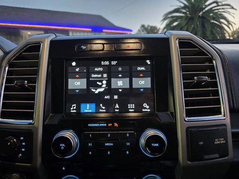 Used 2016 Ford F150 Lariat w/ Equipment Group 502A Luxury image 17