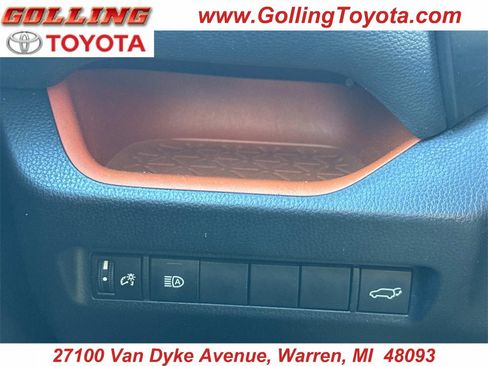 Used 2019 Toyota RAV4 Adventure image 27