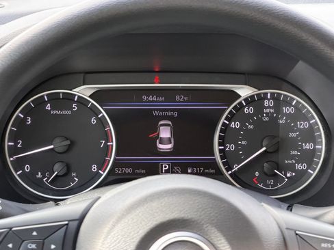 Used 2024 Nissan Sentra SV FWD image 16
