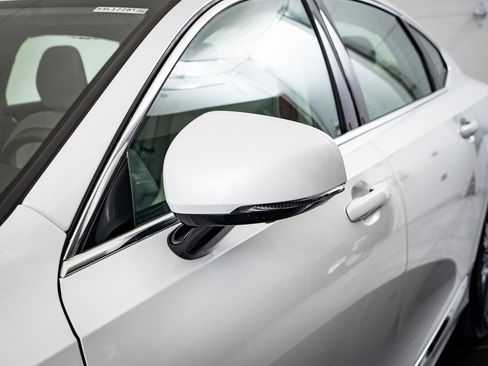 Used 2024 Volvo S90 T8 Ultimate image 16