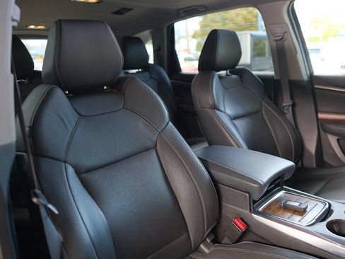 Used 2019 Acura MDX w/ Technology Package FWD image 29