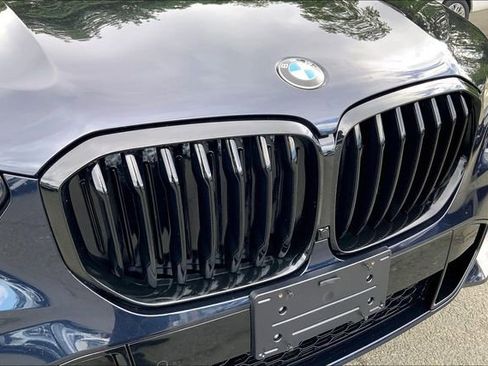 Used 2023 BMW X5 xDrive40i w/ M Sport Package AWD/4WD image 27