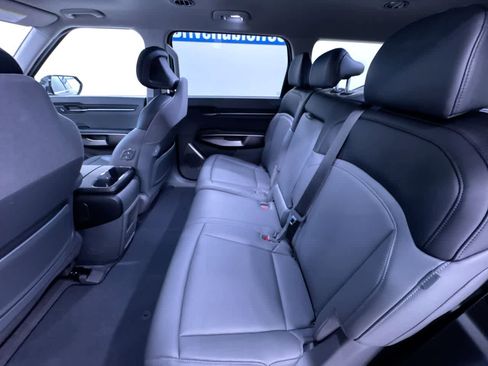 Used 2026 Kia EV9 Light image 39