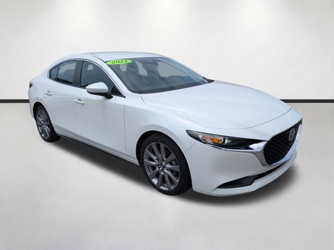 Used 2021 MAZDA MAZDA3 s FWD image 1