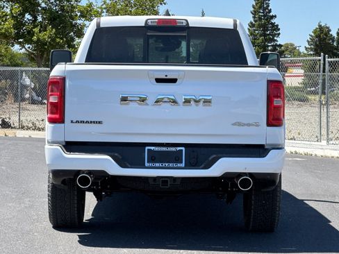New 2026 RAM 1500 Laramie AWD/4WD image 4