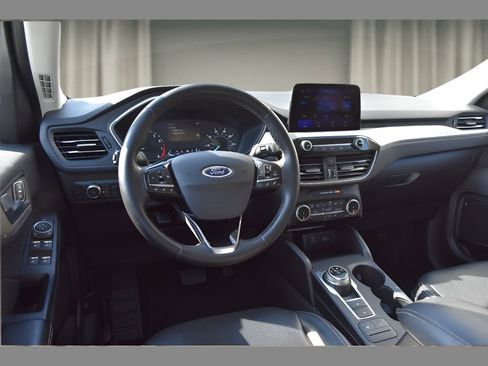 Used 2022 Ford Escape SEL image 12