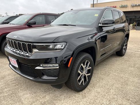 New 2025 Jeep Grand Cherokee Limited image 3