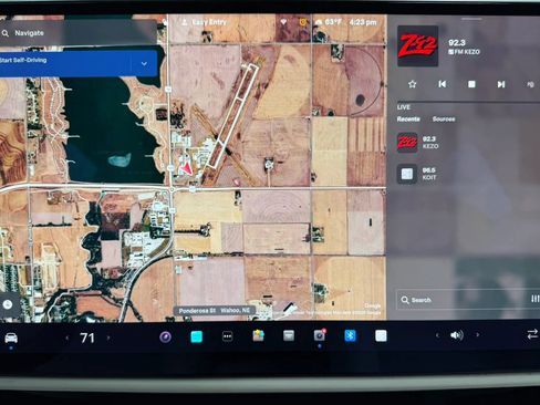Used 2024 Tesla Model X AWD/4WD image 27