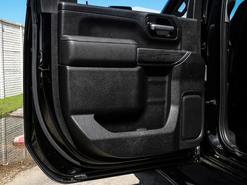 Used 2021 Chevrolet Silverado 2500 LTZ w/ LTZ Plus Package image 52