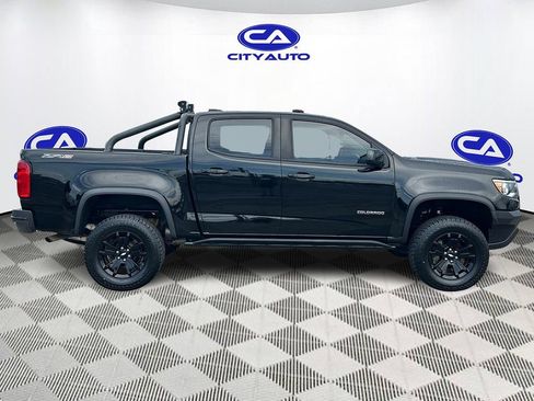 Used 2019 Chevrolet Colorado ZR2 w/ ZR2 Midnight Special Edition AWD/4WD image 2