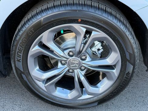 Certified 2025 Honda Accord EX-L image 11