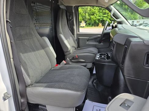 Used 2024 Chevrolet Express 2500 w/ Driver Convenience Package RWD image 18