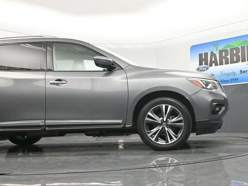 Used 2020 Nissan Pathfinder Platinum image 25
