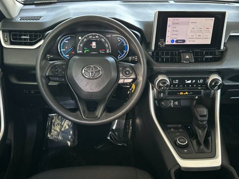 Used 2025 Toyota RAV4 LE AWD/4WD image 13