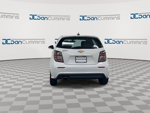 Used 2017 Chevrolet Sonic LT image 7