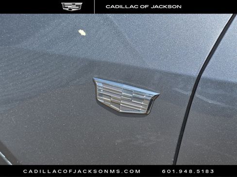 Certified 2025 Cadillac XT5 Premium Luxury FWD image 4