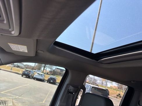 Used 2026 Chevrolet Silverado 1500 LTZ image 17