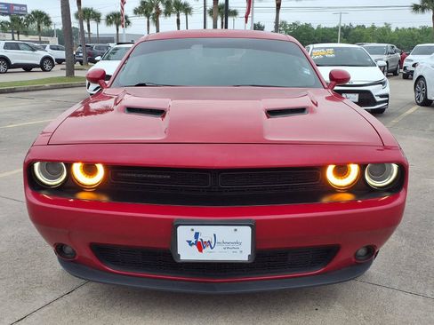 Used 2016 Dodge Challenger SXT w/ Blacktop Package RWD image 2