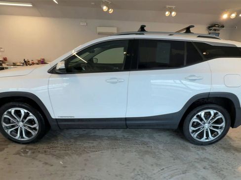 Used 2020 GMC Terrain SLT w/ Preferred Package image 4