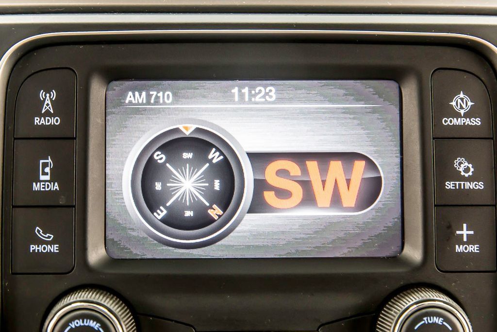 Used 2022 RAM 1500 Classic SLT RWD image 23