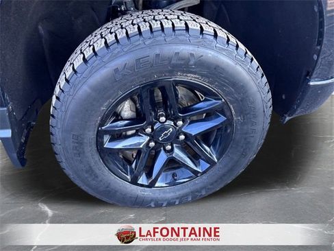 Used 2022 Chevrolet Silverado 1500 LT Trail Boss image 29