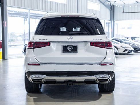 Used 2023 Mercedes-Benz Maybach GLS 600 4MATIC image 5