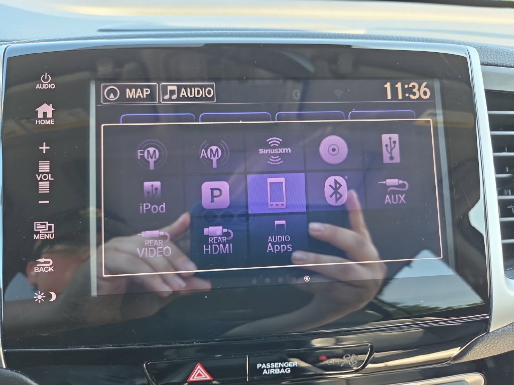 Used 2017 Honda Pilot Touring image 34