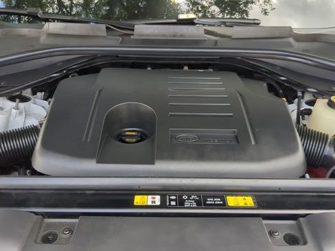 Certified 2025 Land Rover Range Rover Sport Dynamic SE AWD/4WD image 15