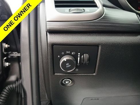 Used 2019 Jeep Grand Cherokee Laredo AWD/4WD image 30