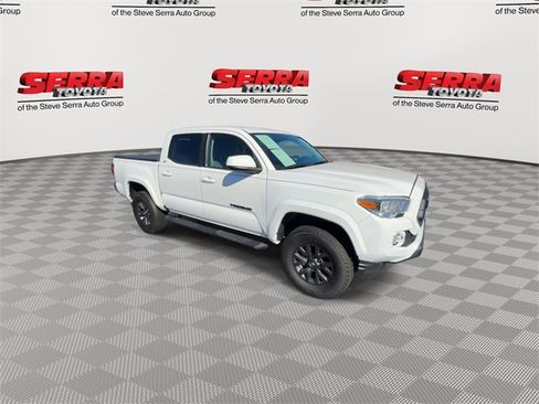Used 2022 Toyota Tacoma SR5 image 3