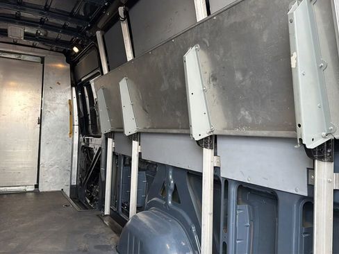 Used 2019 Mercedes-Benz Sprinter 170 image 5