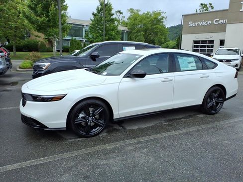 New 2026 Honda Accord Sport image 10