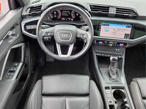 Used 2022 Audi Q3 2.0T Premium Plus w/ Premium Plus Package AWD/4WD image 15
