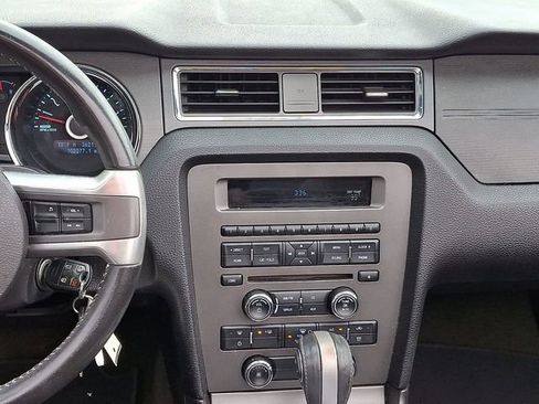 Used 2014 Ford Mustang Convertible RWD image 15