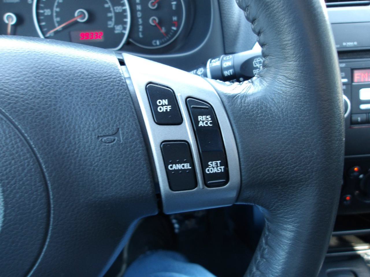 Used 2009 Suzuki SX4 AWD Hatchback image 16
