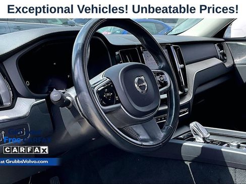 Used 2022 Volvo XC60 B5 Inscription w/ Advanced Package AWD/4WD image 15