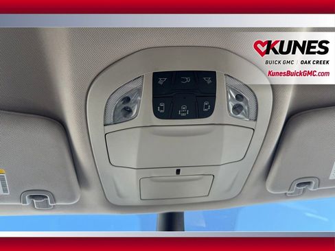 Used 2023 Chrysler Voyager LX FWD image 23